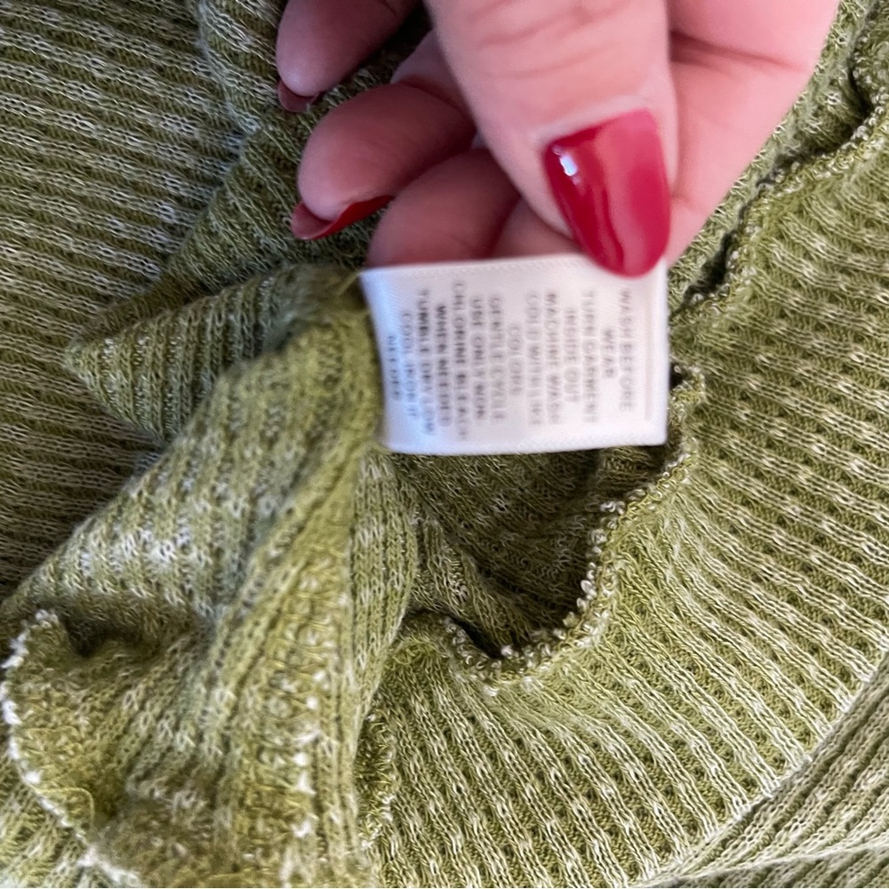 Cato Olive Ribbed Knit Top Size 14/16 - Picture 9 of 10